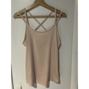 Fabletics Rylie Tank Top Light Pink Gym Exercise EUC Size Medium‎ M